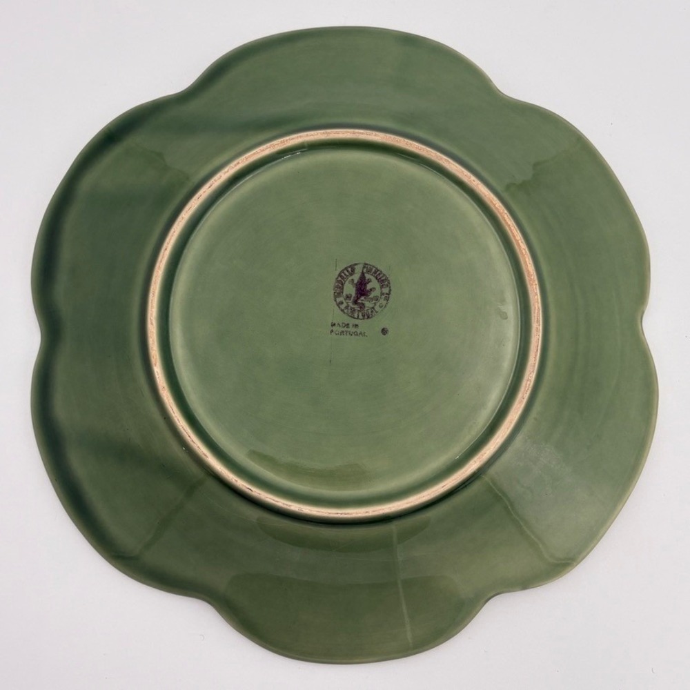 Bordallo Pinheiro Cabbage Leaf 9.25 Inch Luncheon Plate Green Vintage Crazing - Picture 6 of 10